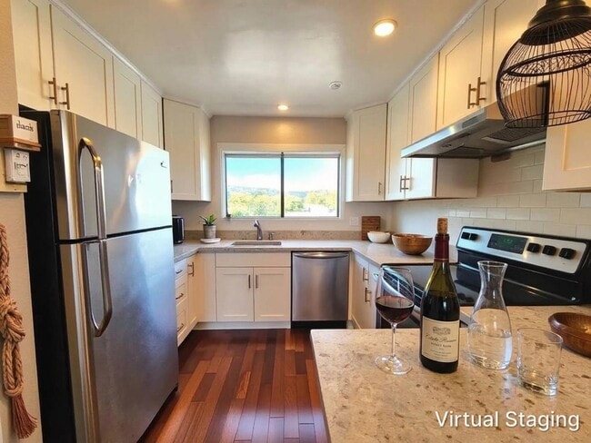 Photo - 115 Hobart Avenue Apt #E