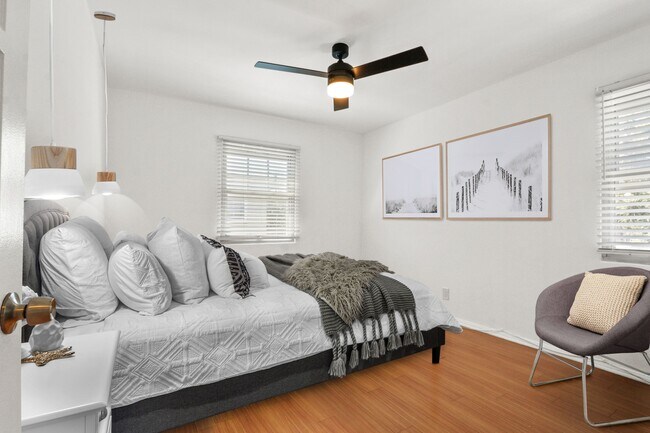 Foto del edificio - 8817 Ramsgate Ave