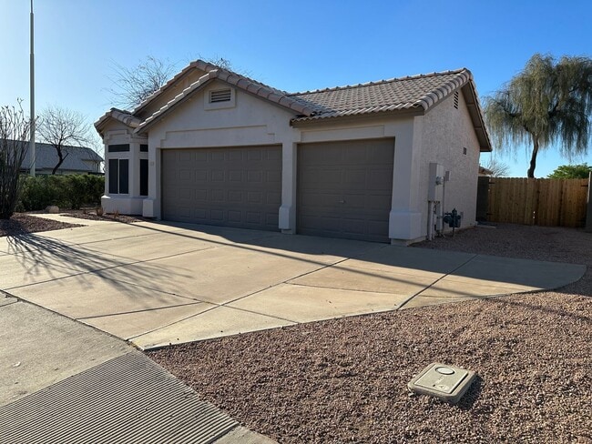 COMING SOON IN CENTRAL CHANDLER!!! - COMING SOON IN CENTRAL CHANDLER!!! House