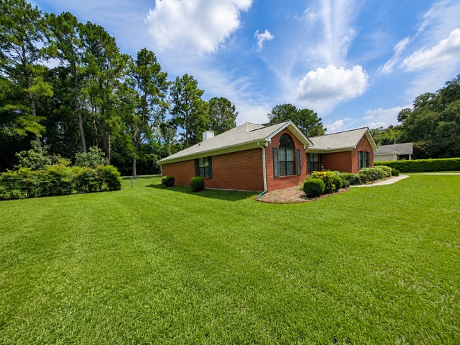 Photo - 1285 Cordova Circle House