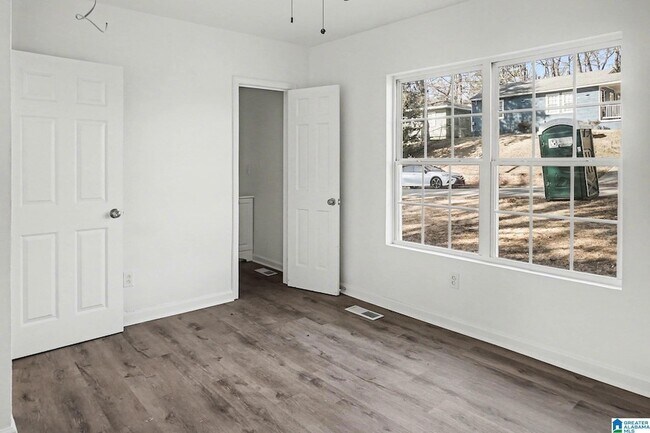 Foto del edificio - 6821 65th St S