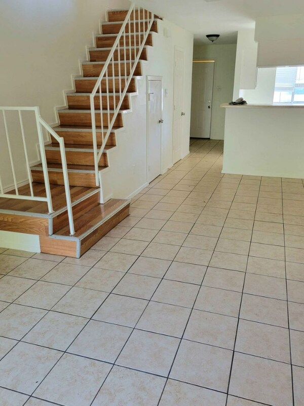 9539 Olde Towne Row, Dallas, TX 75227 Townhome Rentals in Dallas TX