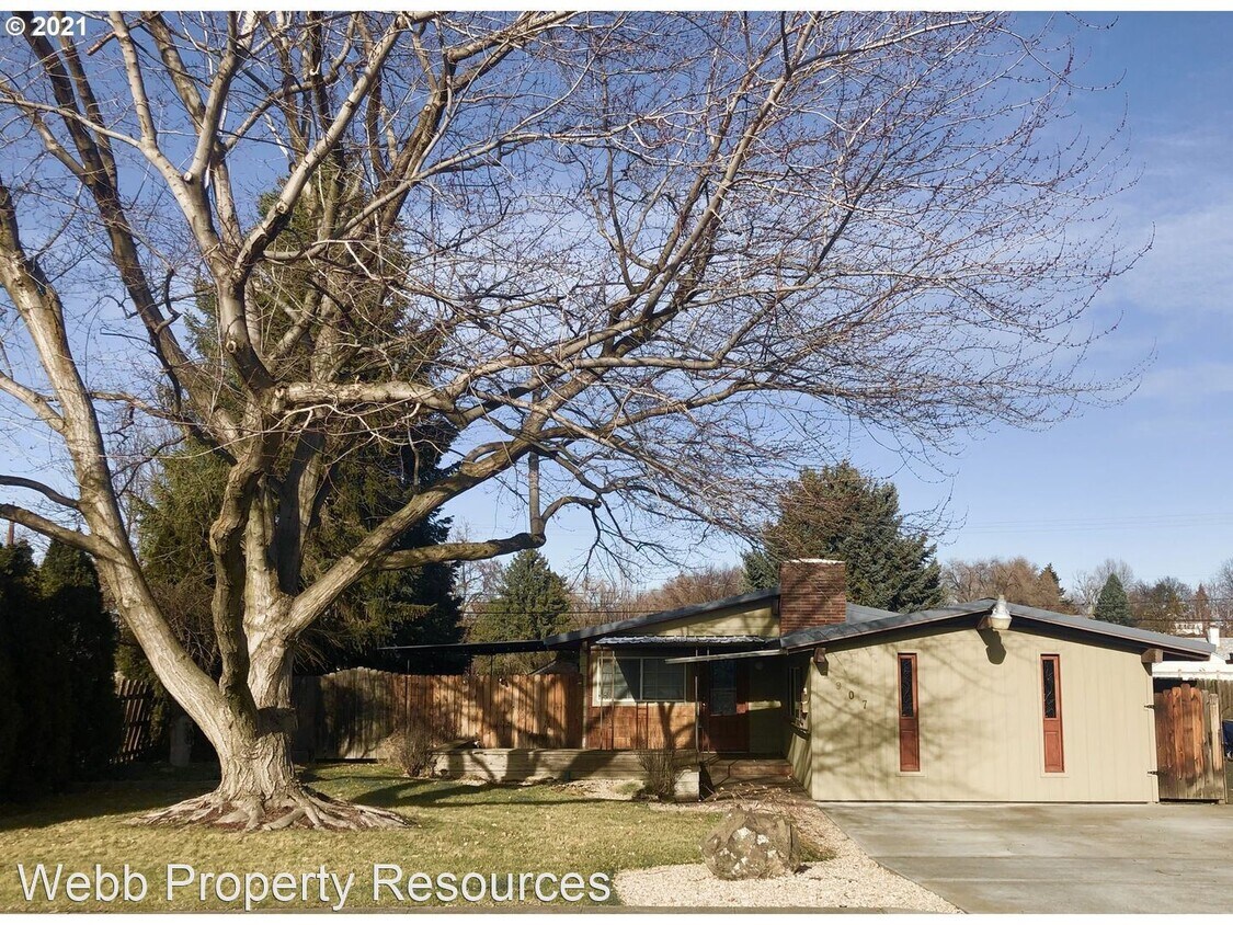 2907 SW Marshall Ave, Pendleton, OR 97801 House Rental in Pendleton
