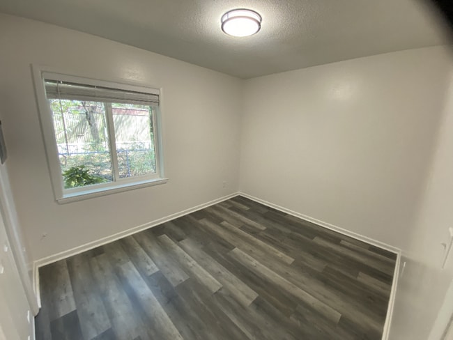 Building Photo - 6367 Metz Rd