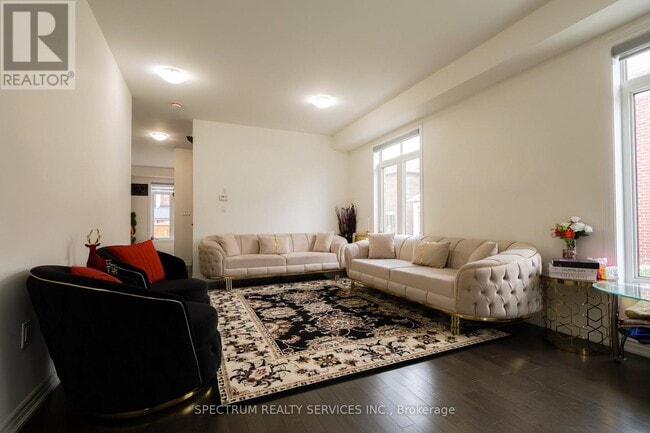 Building Photo - 2300 Grainger Lp