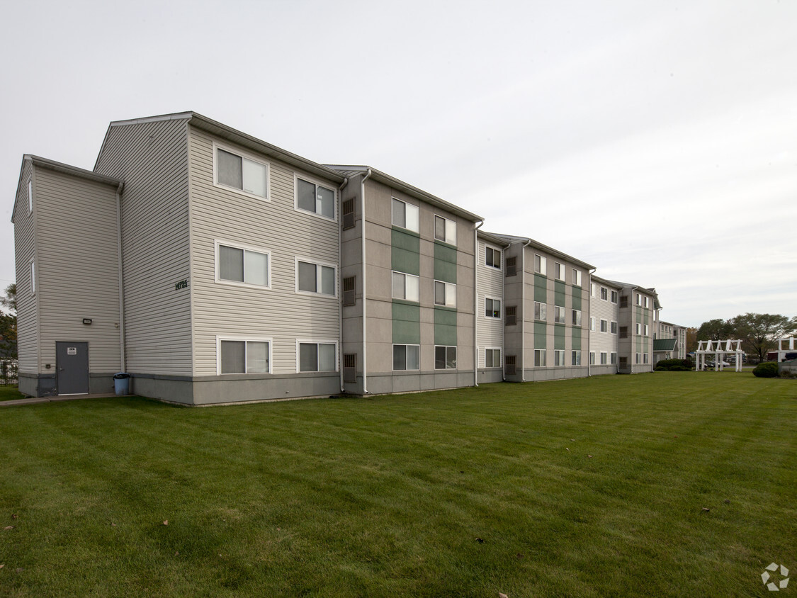 Building Photo - Bethlehem Village Apartment