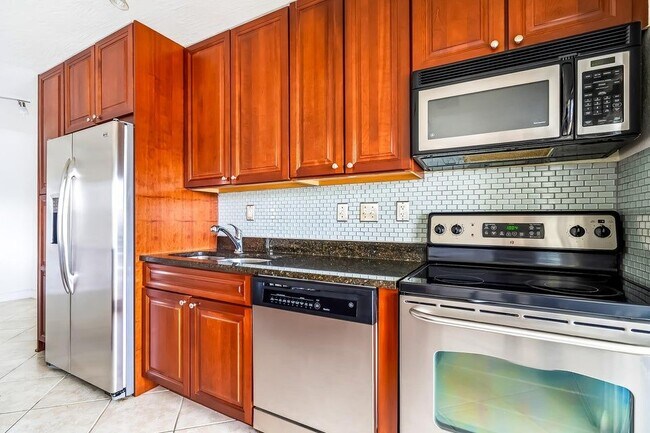 Foto del edificio - 2895 NE 32nd St