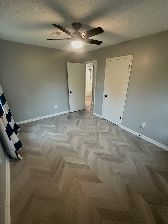 Building Photo - 3 Bed 2 Bath - Florence, AL (