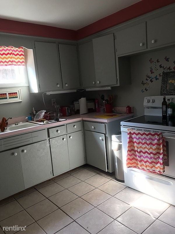 Primary Photo - 2 br, 1 bath Apartment - 628 59th Street 1