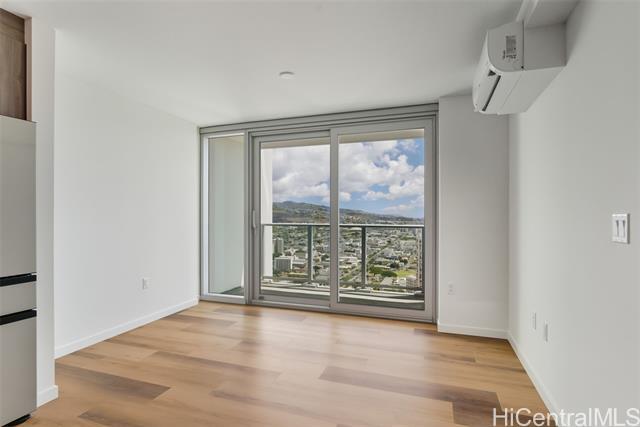 Foto del edificio - 1515 Liona St