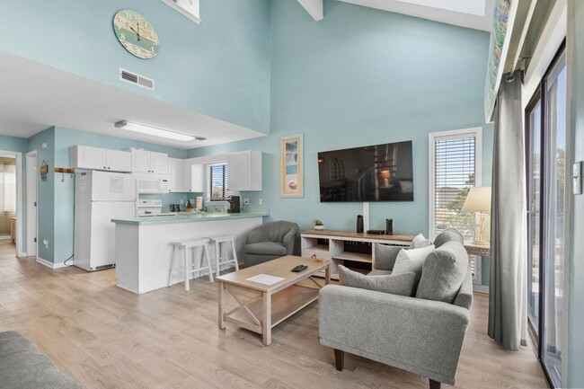 Foto del edificio - Fully Furnished W/ All Utilities Included!...