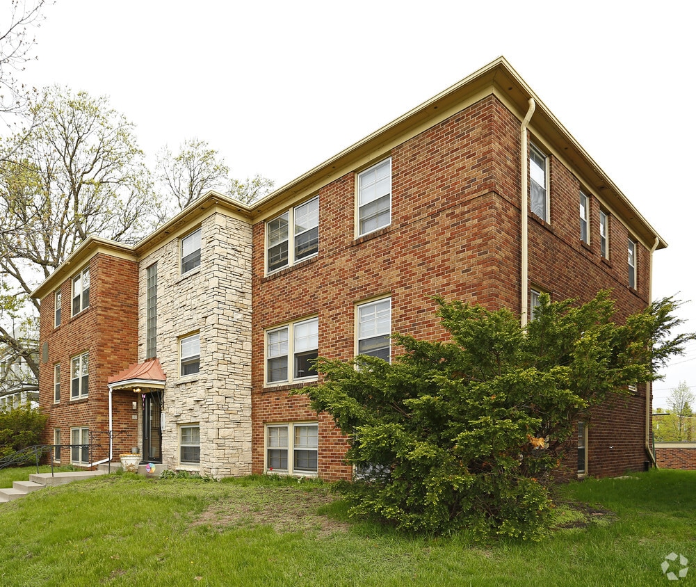 Primary Photo - 1625 Sherburne Ave