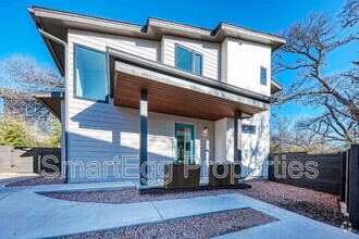Building Photo - 1205 Deloney St