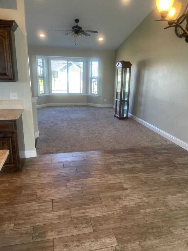 Foto del edificio - Beautiful Home for rent in Rigby