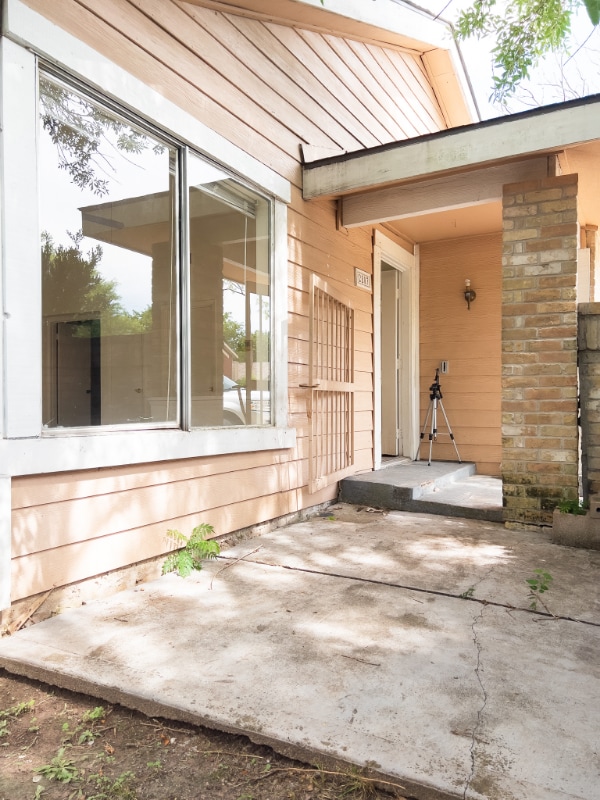 Building Photo - 2803 Meadowgrass Ln