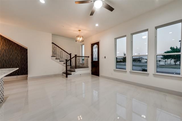 Building Photo - 6075 Rivendell Dr