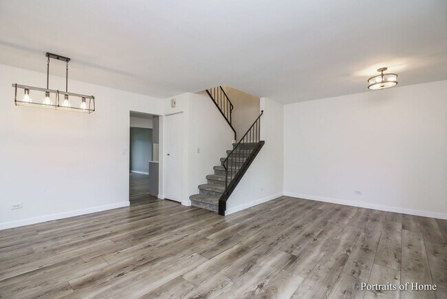 Foto del edificio - 725 Hageman Pl