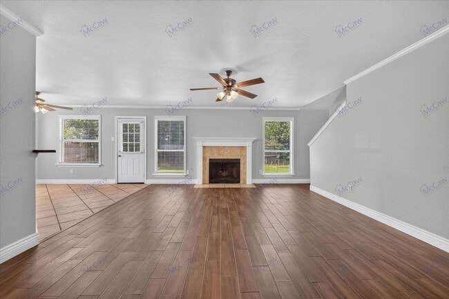 Building Photo - 333 Stately Oak Ln
