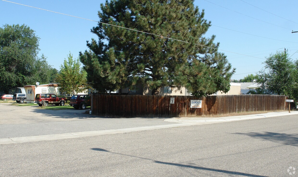 Foto del edificio - Terra Mobile Home Park