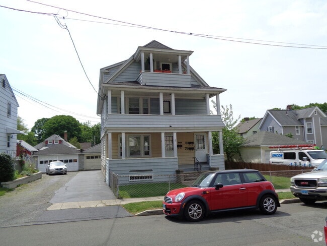 Building Photo - 81 2nd St