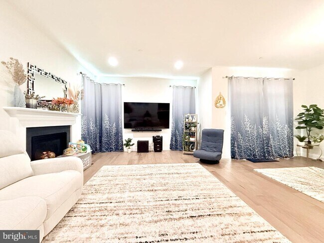 Foto del edificio - 347 Ridgewood Dr