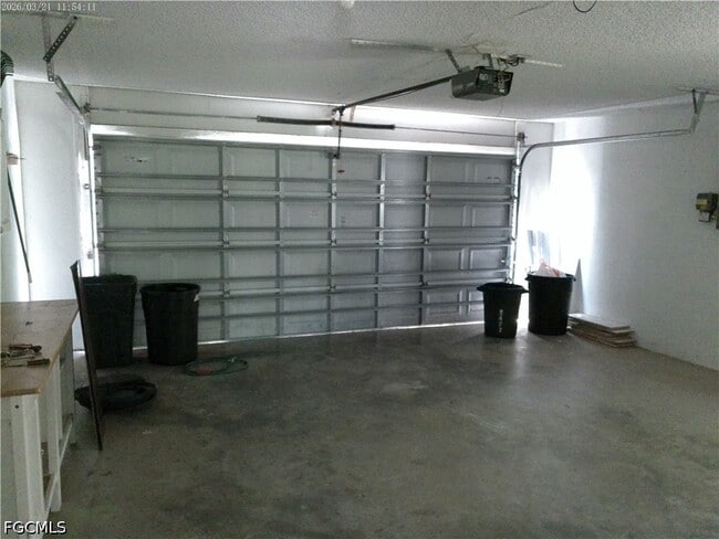 Building Photo - 1441 SE 11th St