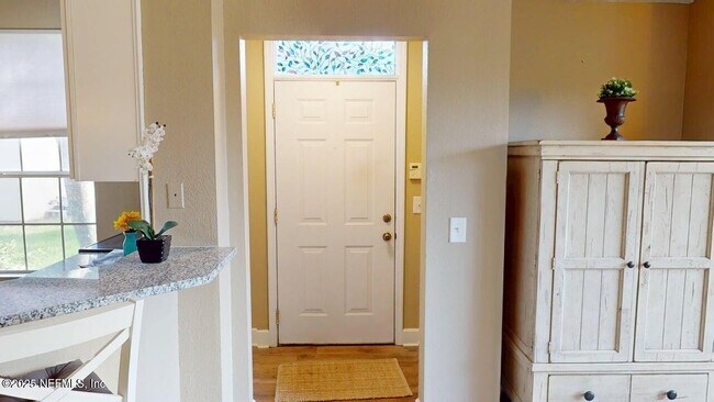 Foto del edificio - 13703 Richmond Park Dr N