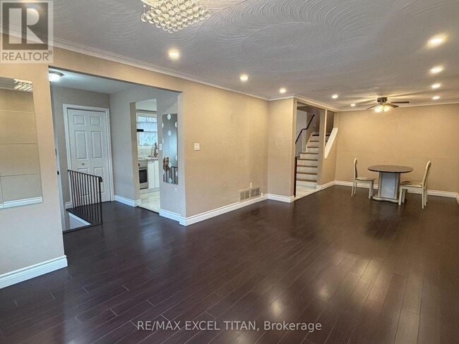 Building Photo - 251 Shawnee Cir