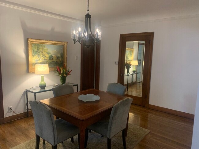 Dining Room - 1278 S Cloverdale Ave