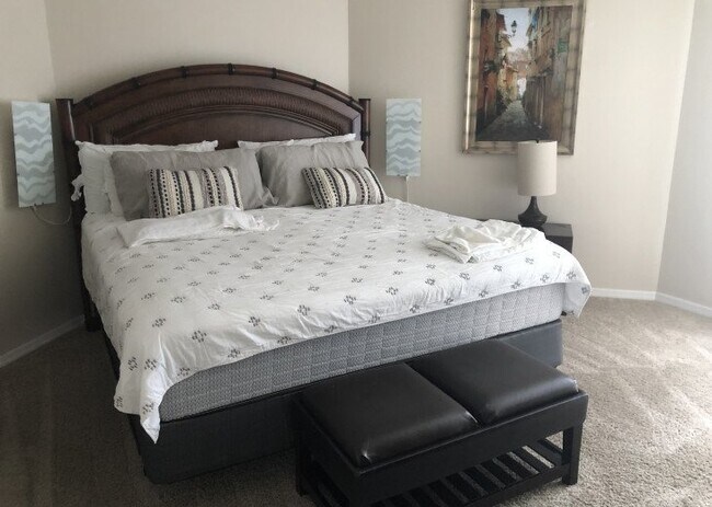 Photo - 690 Island Way Apartment