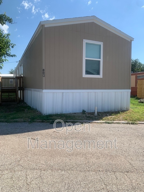 Building Photo - 2501 Martin Luther King Dr