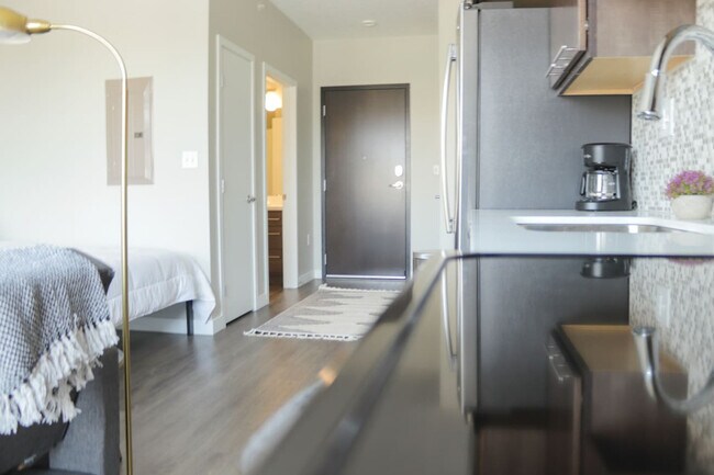 Foto del edificio - 1400 E Walnut St