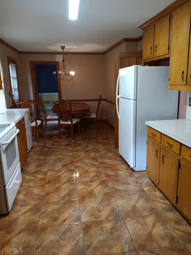 Foto del edificio - 6383 Phillips Pl