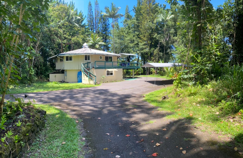 1517751775 Poni Moi Ave, Keaau, HI 96749 House Rental in Keaau, HI