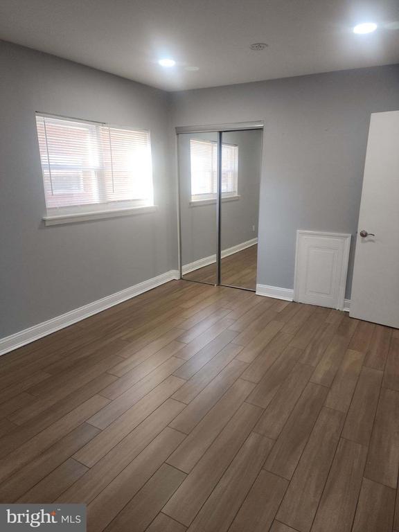 Building Photo - 2218 Strahle St