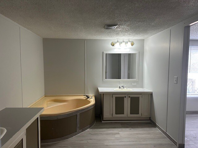 Foto del edificio - 150 James Way