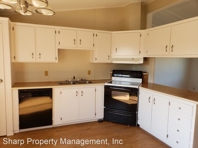 Building Photo - 3 br, 2 bath House - 223 Shirley Gordon Rd