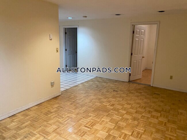 Foto del edificio - 240 Kelton St