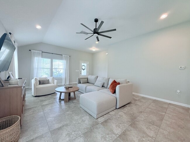 Foto del edificio - 304 Green Turtle Ln