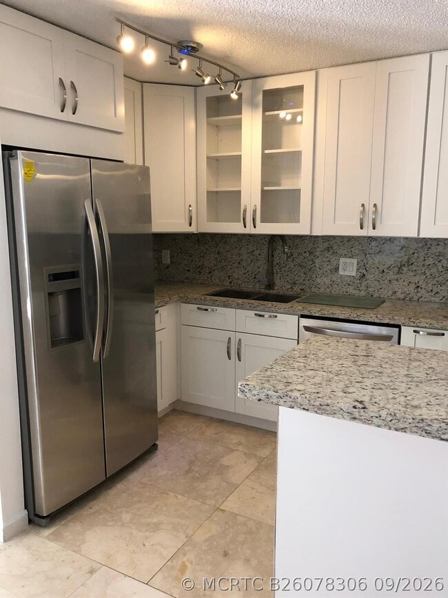 Building Photo - 2608 SW 45th St