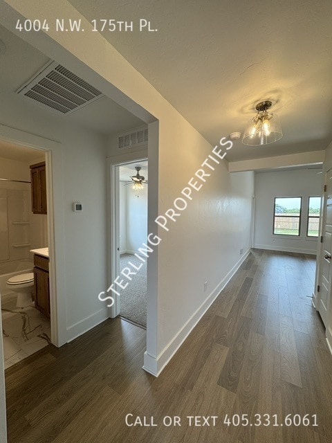 Building Photo - 4004 NW 175th Pl