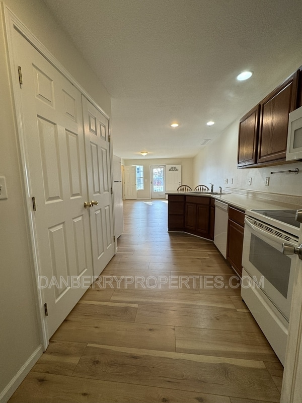 Foto del edificio - 214 Madison Ave