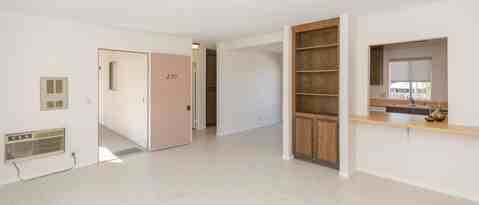 Foto del edificio - 230 Candice Pl