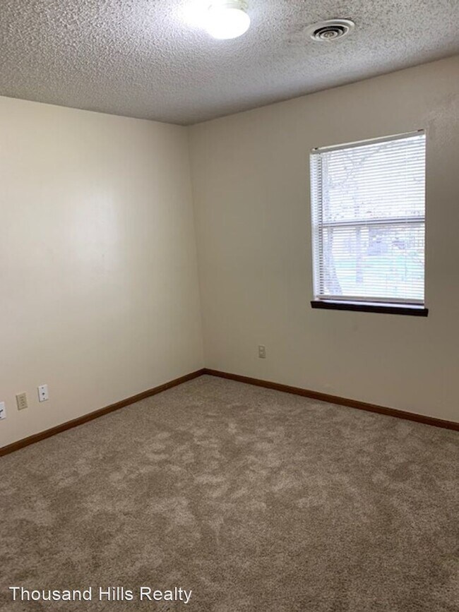 Building Photo - 3 br, 2 bath House - 2114 Bird Road