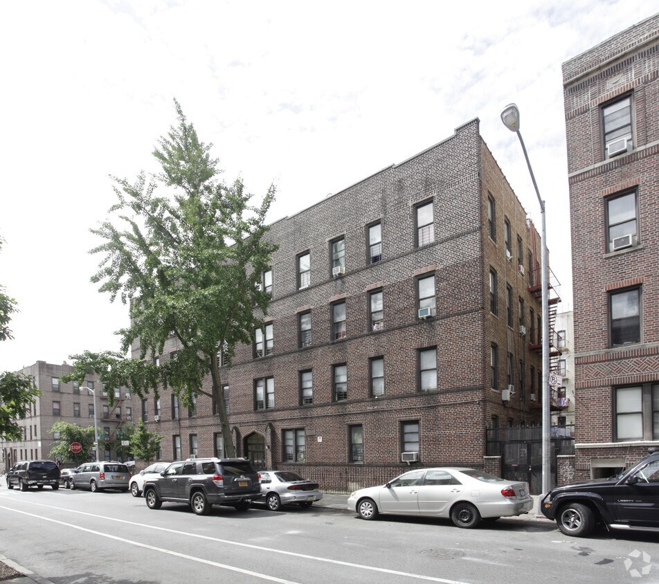 Primary Photo - 874 42nd St