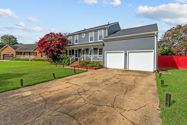 Building Photo - Luxury Family Living with a Resort-Style Backyard in Virginia Beach