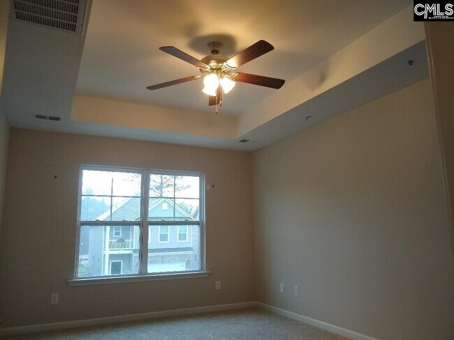 Foto del edificio - 139 Wisley Garden Dr