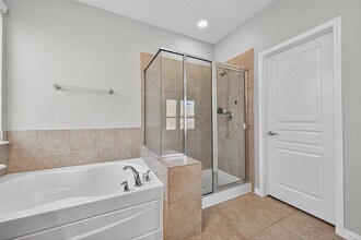 Building Photo - 26 Tidwillow Pl