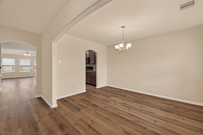 Foto del edificio - 15319 Meandering Post Trl