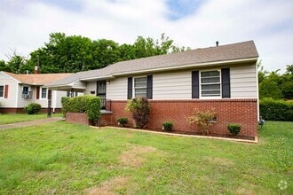 Building Photo - 1190 Inman Cove